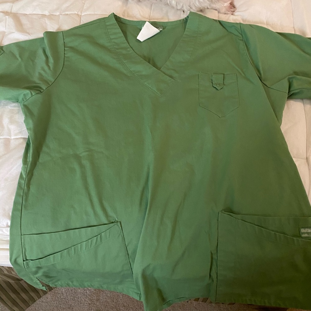 Scrub top